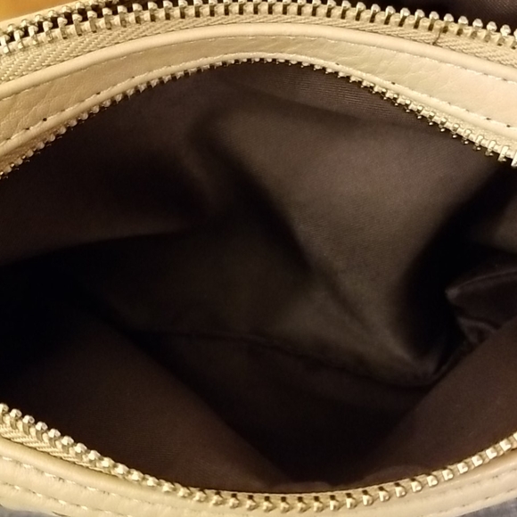 💞Sold0💞 Crossbody bag - Picture 5 of 5